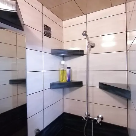 Apartment Stan Na Dan Apartman 38765033587 *